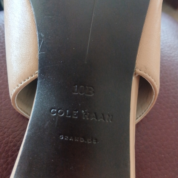 Cole Haan Womens  Go-To Pumps Slingback Kitten Heel Beige Leather Pointed 10B FL - Picture 6 of 6